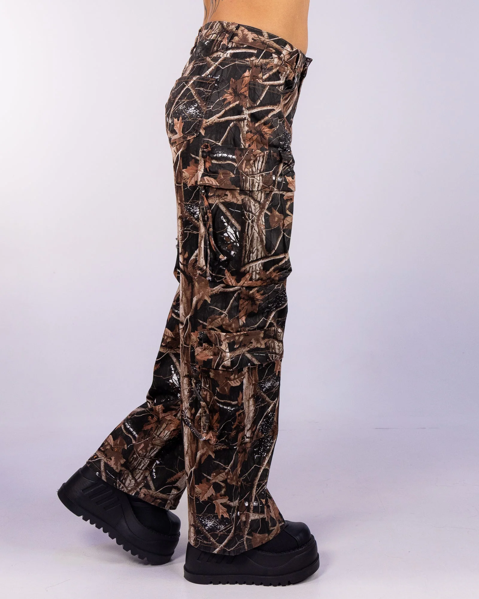 AWOL Women's Camo Cargo Joggers - Image 3