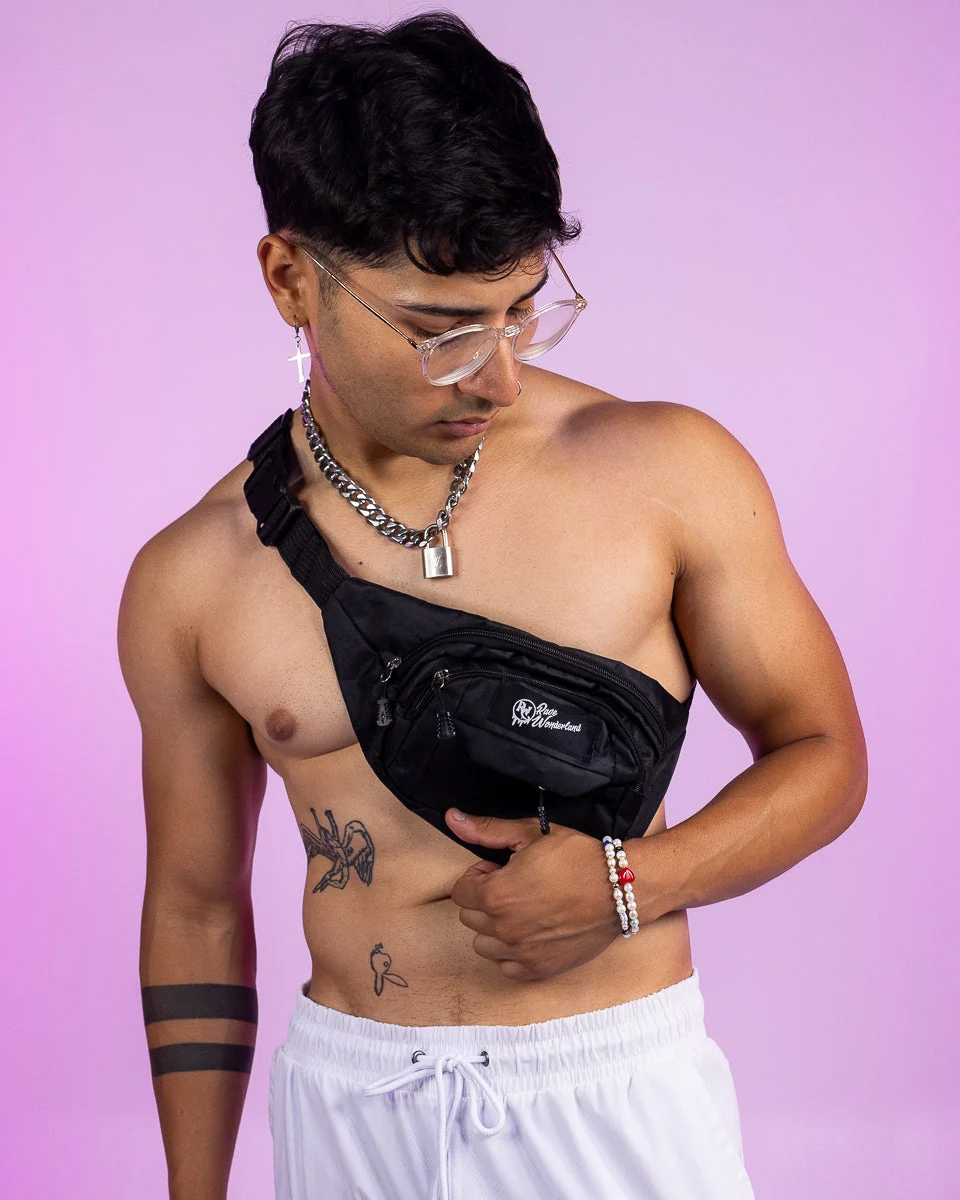 Basic Black Fanny Pack - Image 3