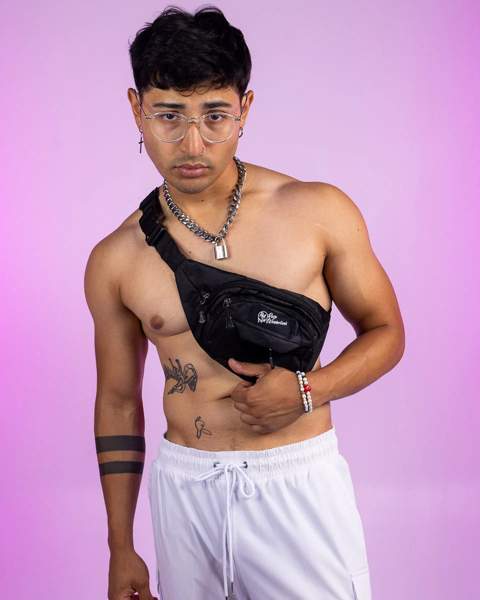 Basic Black Fanny Pack - Image 4