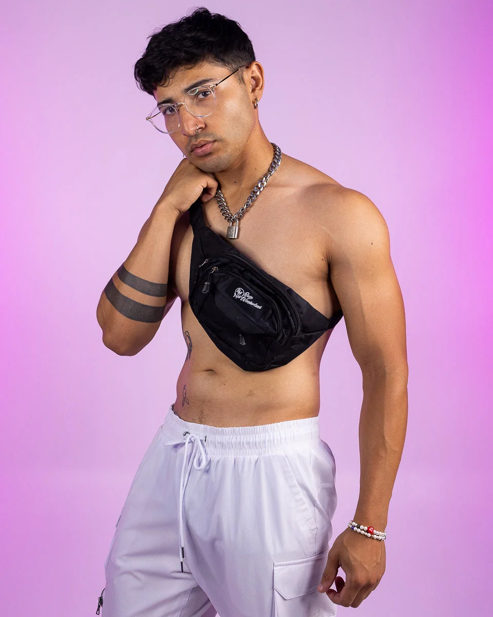 Basic Black Fanny Pack - Image 5