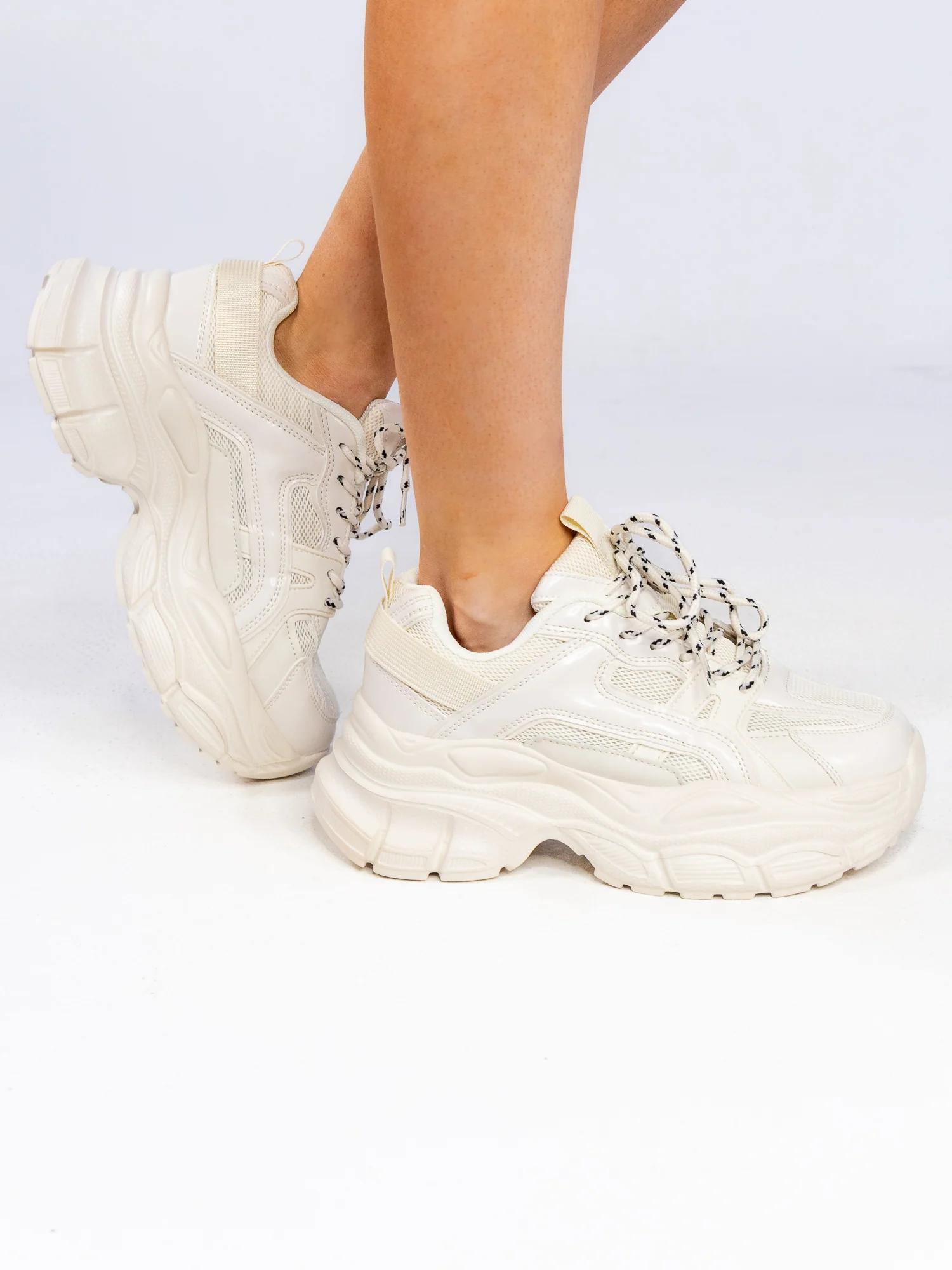 Beige Stunnin' Women's Chunky Sneakers - Image 2