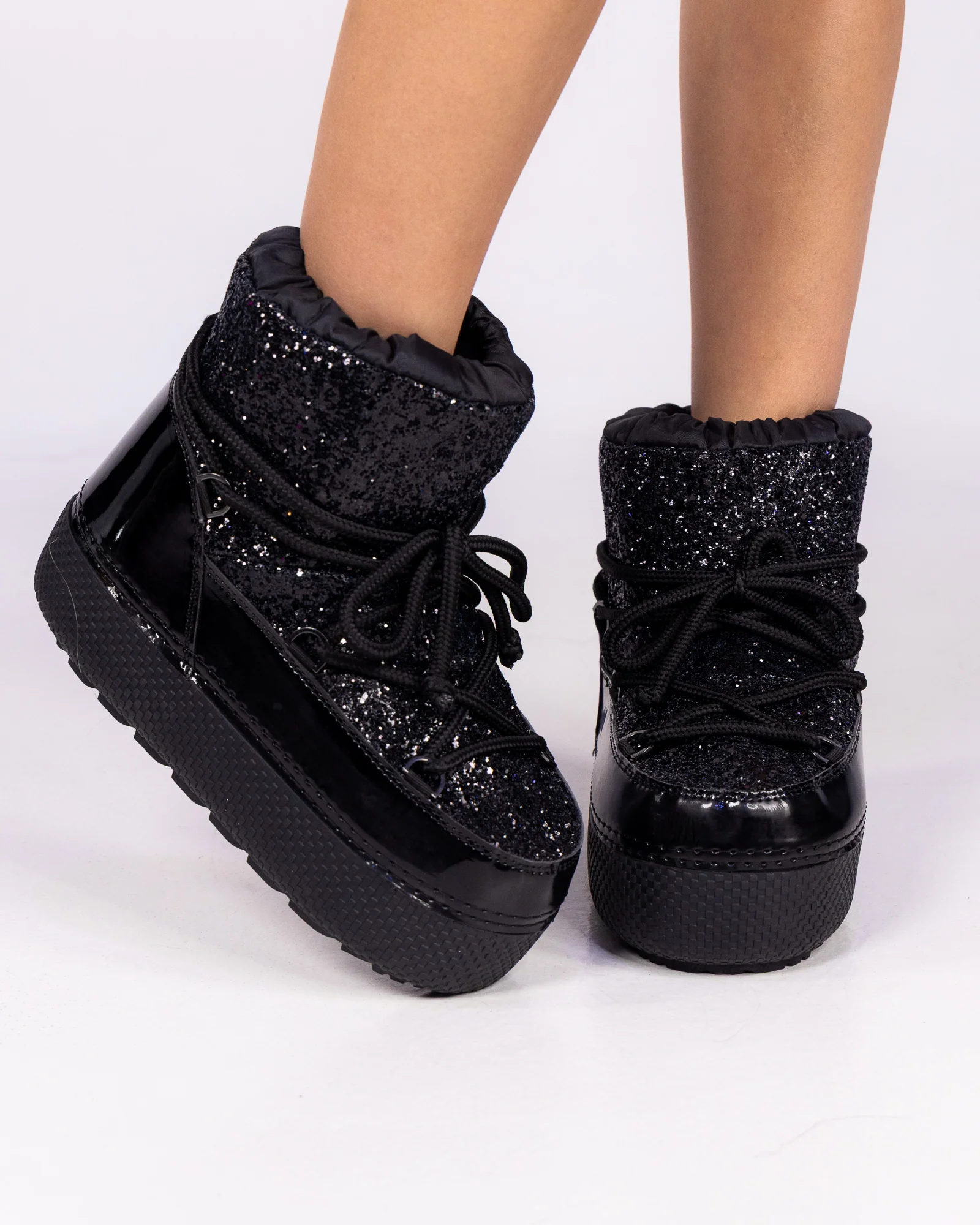 Black Eclipse Women's Winter Booties