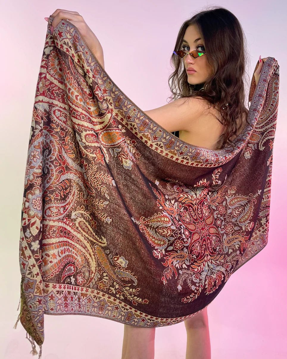 Classic Paisley Unisex Pashmina Scarf - Image 4