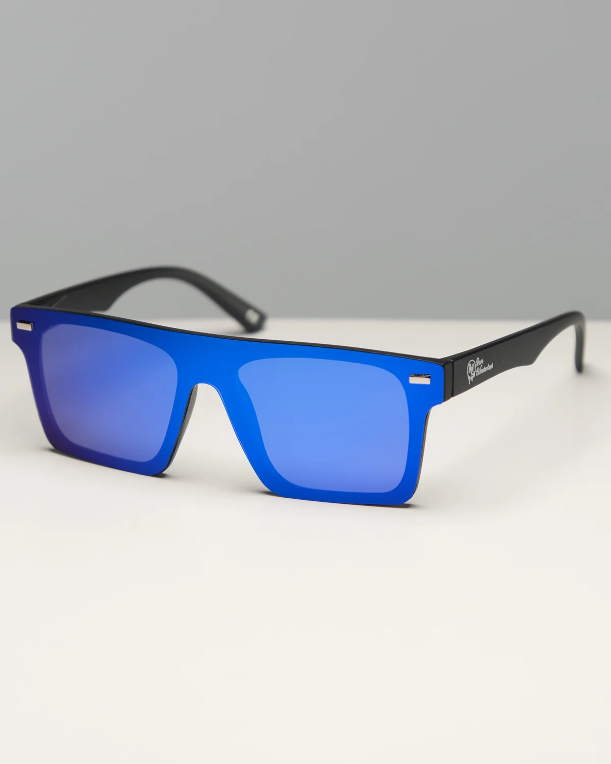 New Wave Unisex Sunglasses - Image 2