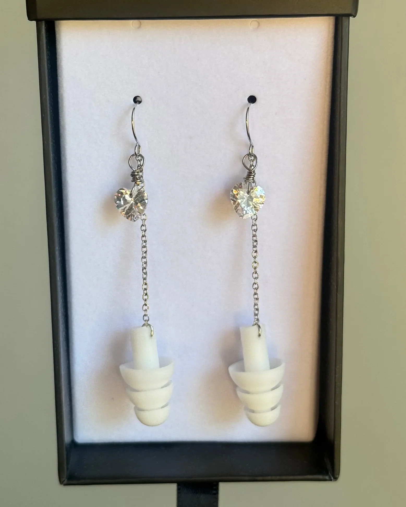 Diamond Hearts Earplug Earrings - Image 3