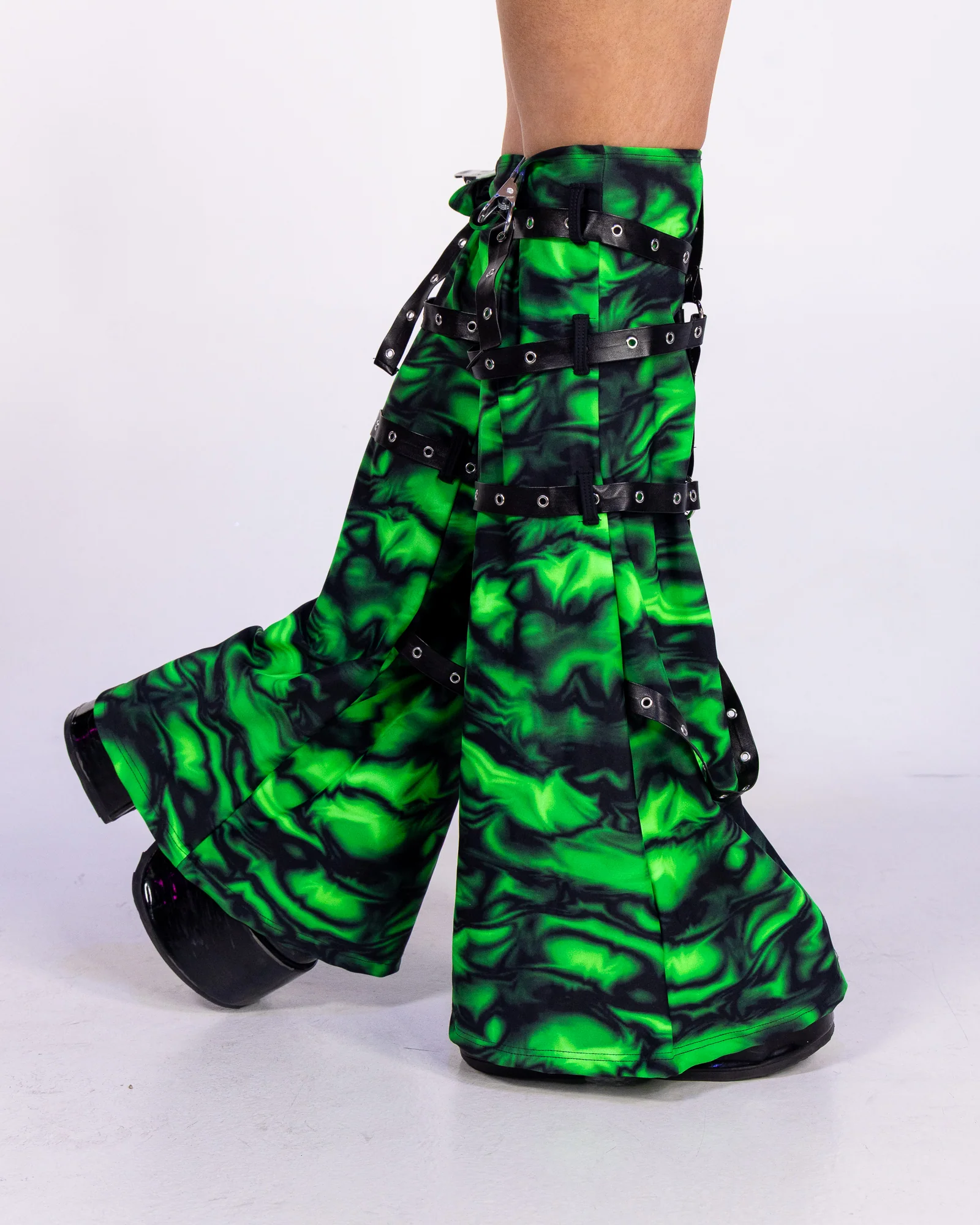 Hypno Haze Unisex Strap Leg Warmers - Image 2