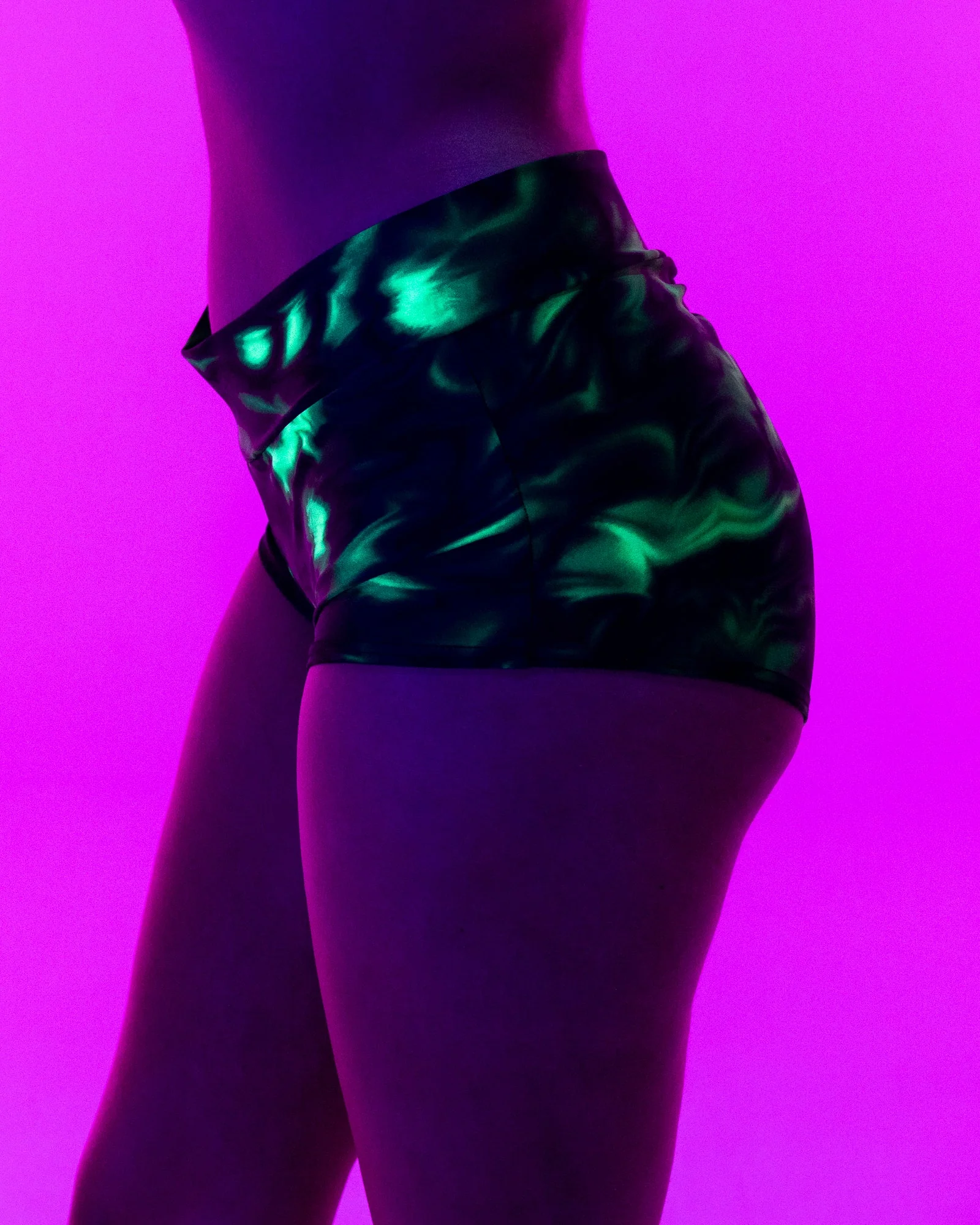 Hypno Haze Women's Scrunch Boy Shorts - Image 7