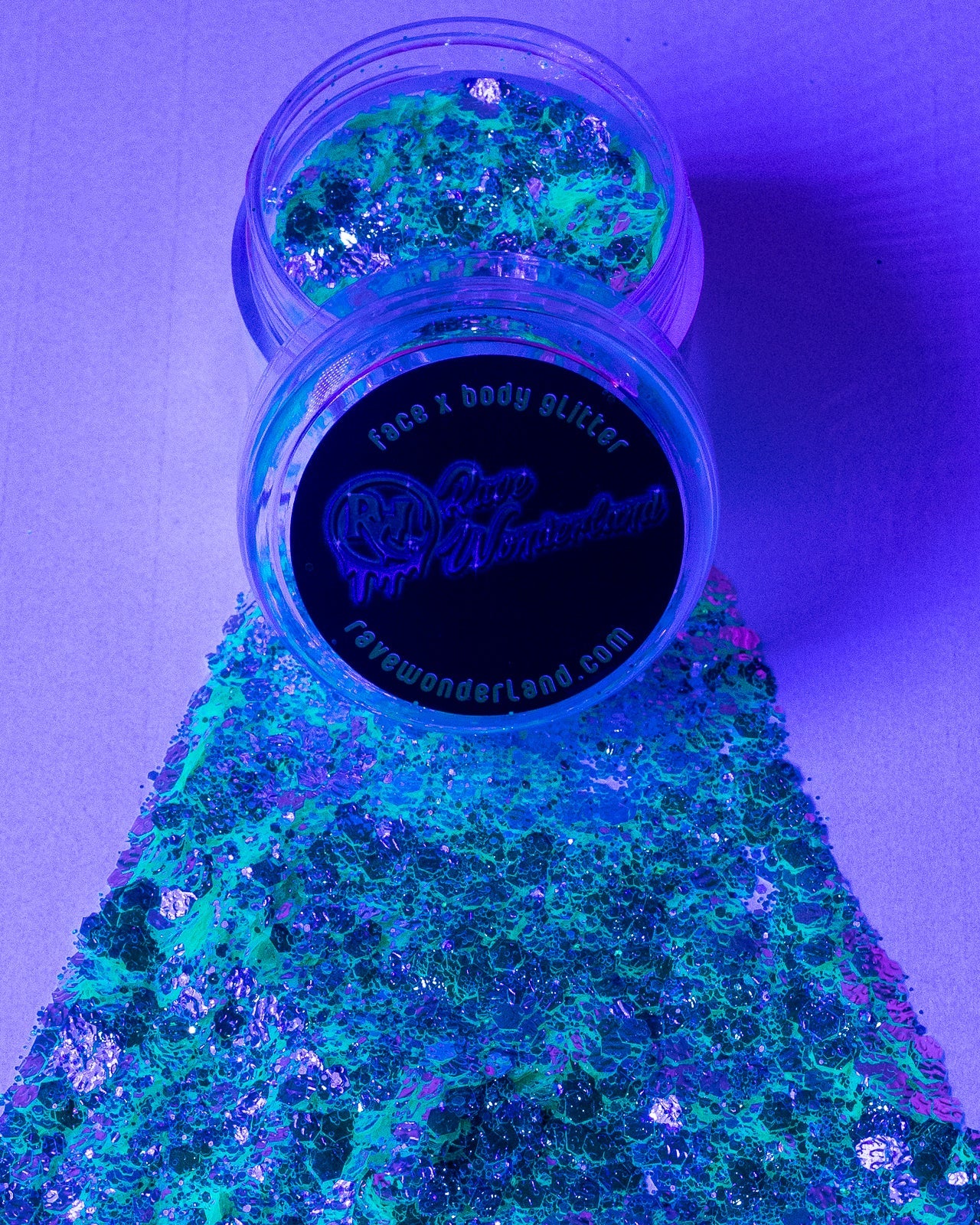 Lucky Clover Holographic Glitter - Image 2