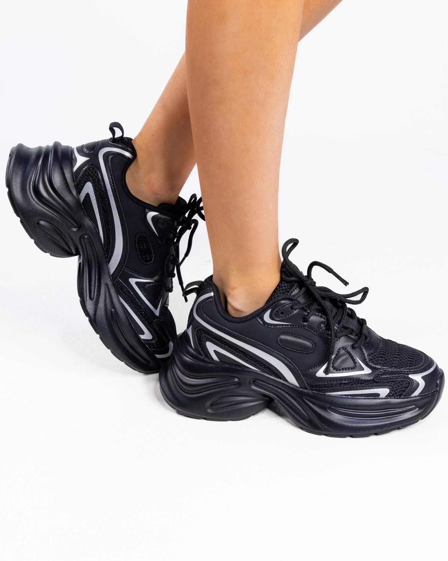 Road Trip Women's Black Chunky Sneakers