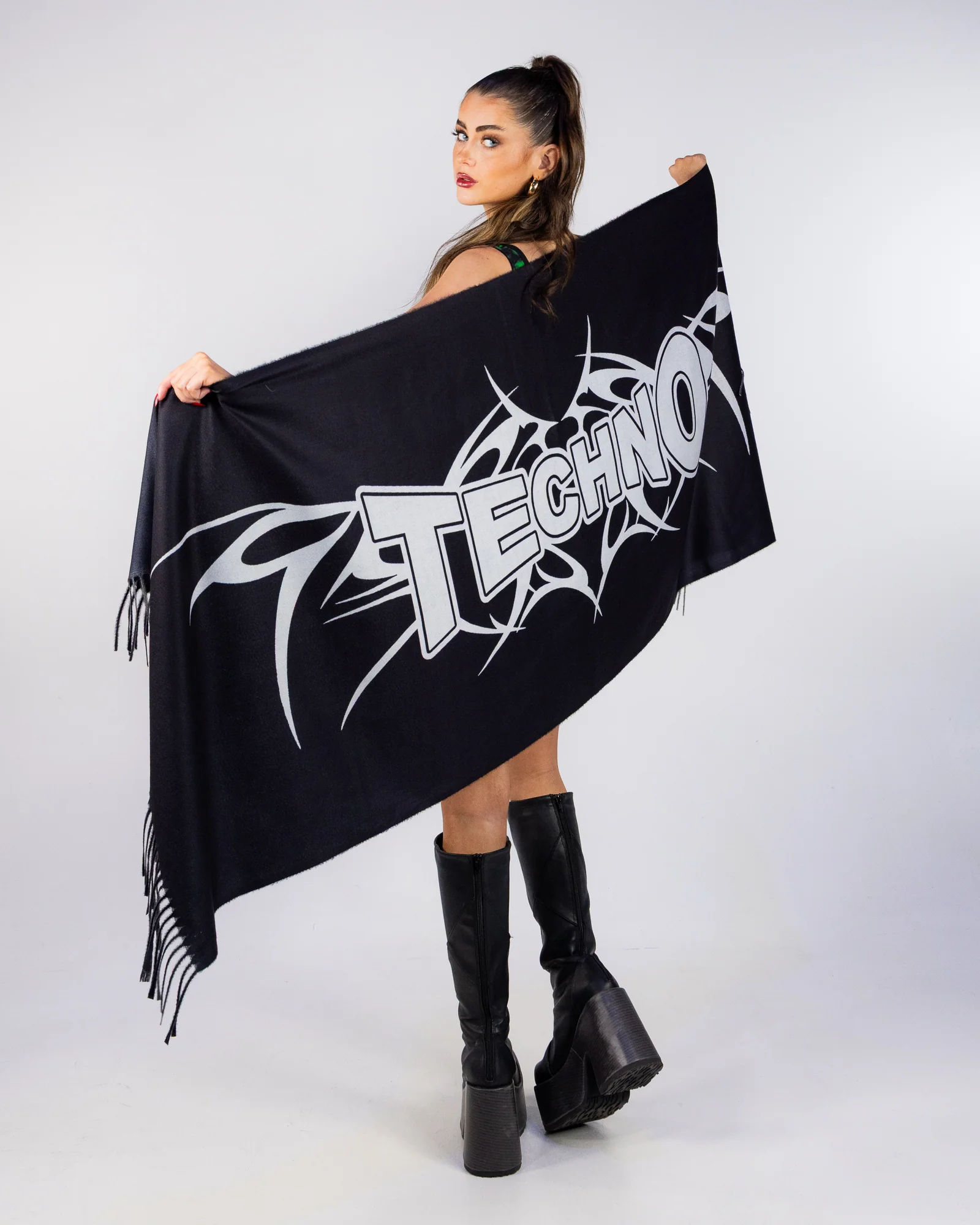 Techno Unisex Black Pashmina - Image 2